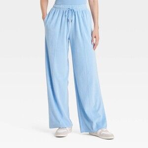 Universal Thread Leisure Studio Mid-Rise Velour Sweatpants - Sky Blue M
